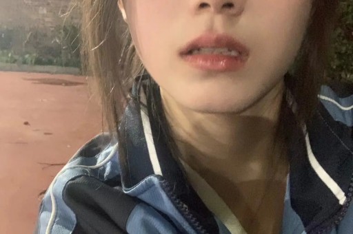 微博之夜座位空两小时流量明星耍大牌成笑话-第1张图片-