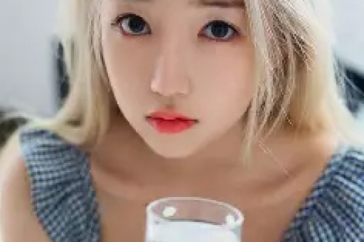 曝某知名女演员婚内出轨拍戏时与剧组男星乱搞被前夫当场抓包
